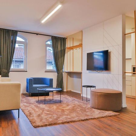 Benelux Hotel ペーチ エクステリア 写真