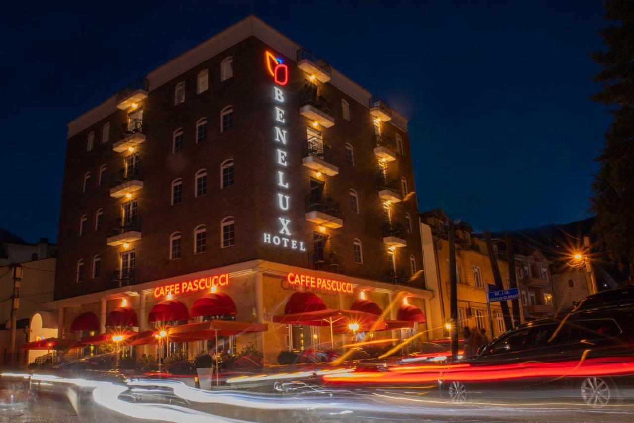 Benelux Hotel ペーチ エクステリア 写真