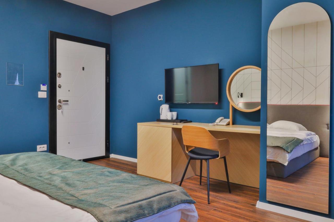 Benelux Hotel ペーチ エクステリア 写真